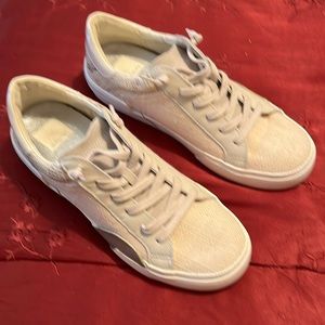 Dolce vita ladies sneakers